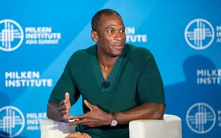 Bitcoin & S&P 500 Diverge After ETF Launches: Hayes Warns of Trouble