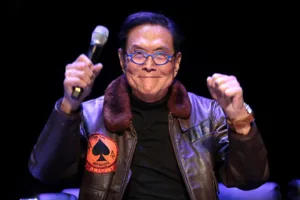 Bitcoin: Robert Kiyosaki Advice Amidst Market Fear and Bubble Speculation